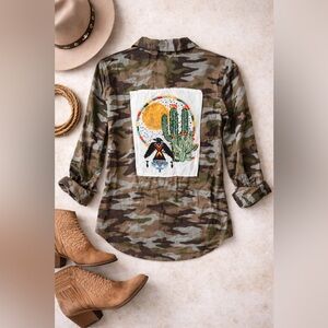 Andrée by Unit Camo Button Down Shirt Embroidered Western Desert Cactus Patch, M